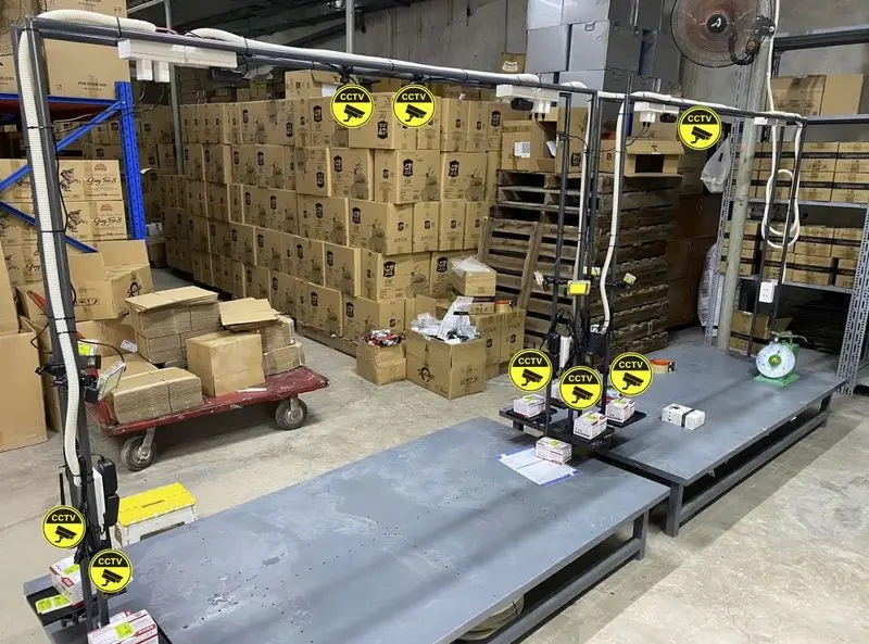 Camera quay đóng hàng ASCAM ENTERPRISE tại bàn đóng gói kho hàng